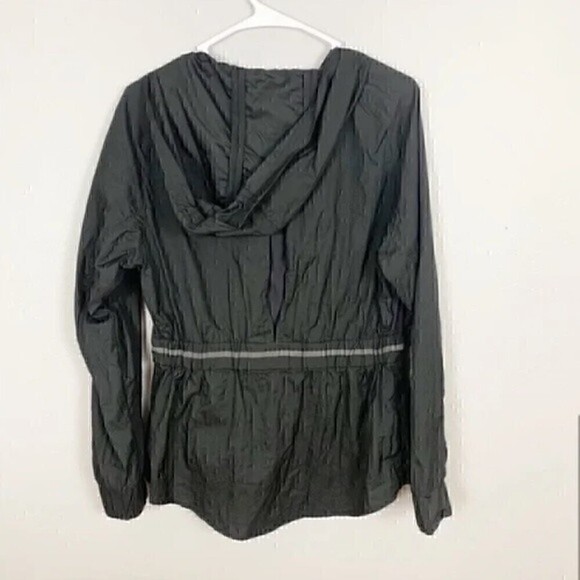 Gymshark Windbreaker Jacket - Picture 4 of 4